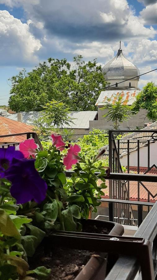 Bcm Family House Hotel Două Mai Екстериор снимка